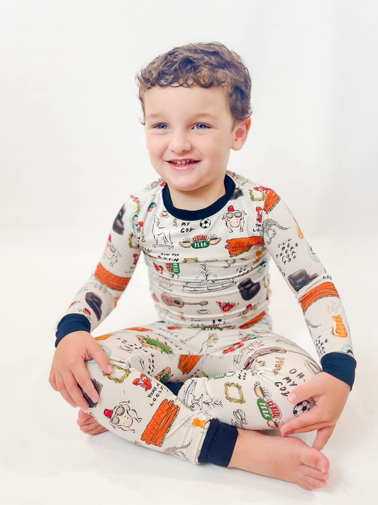 Kinder Dreams: P·I·V·O·T two-piece set