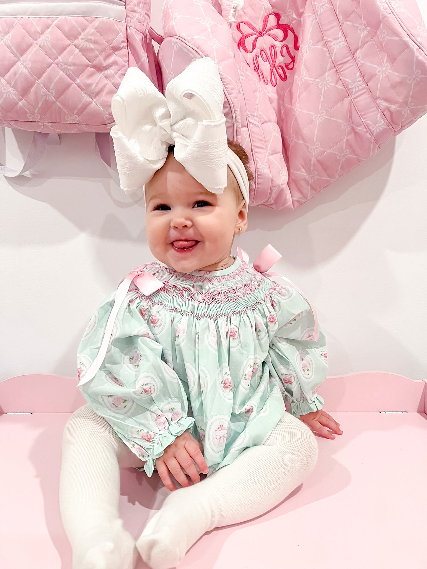 CHRISTMAS RTS: Eloise Bubble