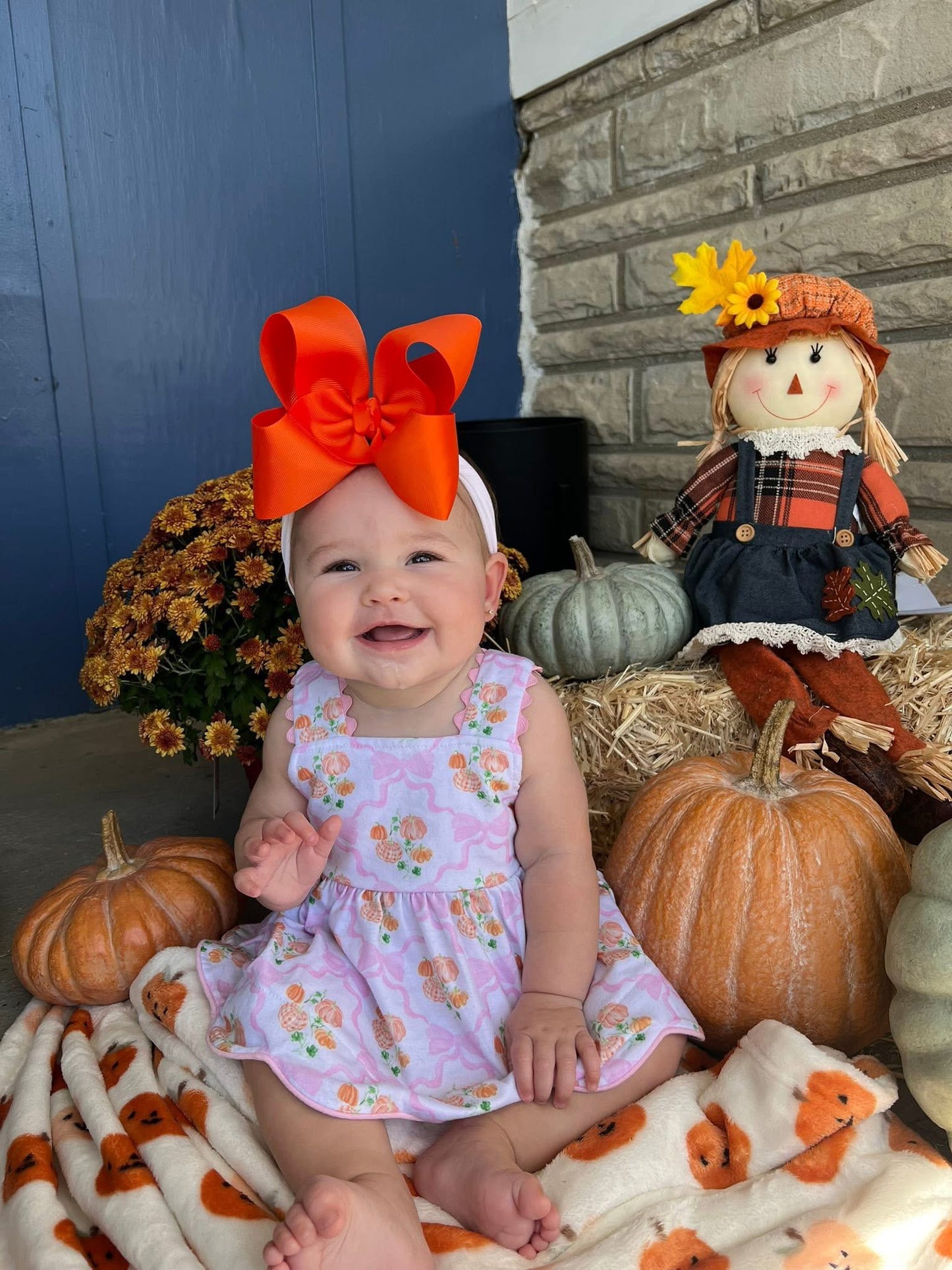 Sweet Pumpkin Skirted Bubble (ships in 3-5 business days)