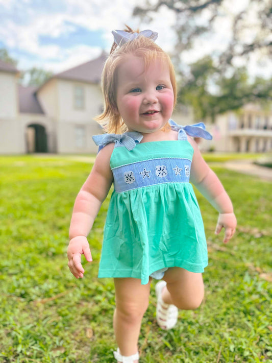 RTS: Smocked Seashells bloomer set